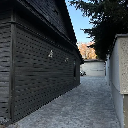 Апартаменты Uzupio Apartamentai Nemokamas Parkingas *